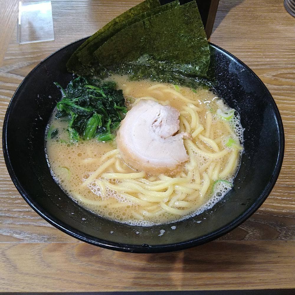 横浜家系ラーメン銀家