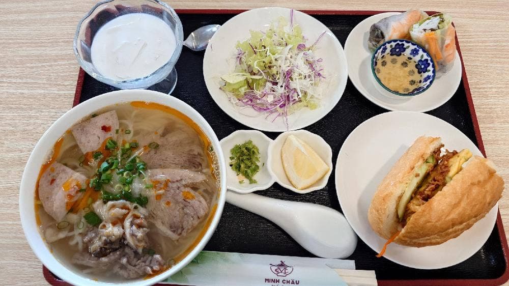 ベトナム料理 ミンチョウ 伊那店