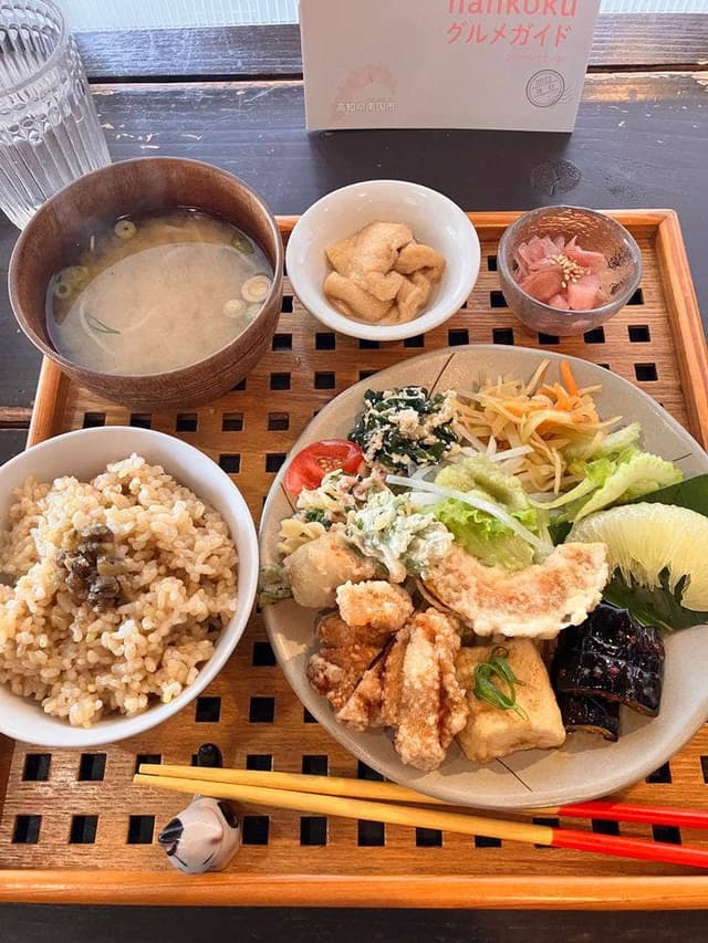 アジア食堂歩屋 - サブ画像3