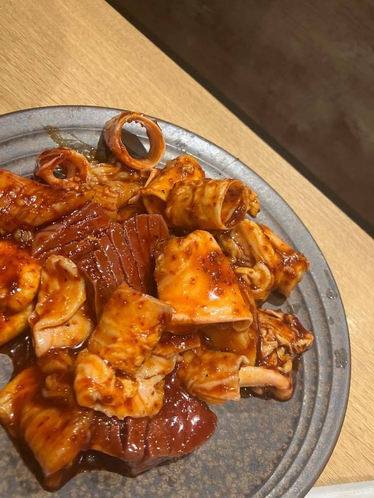 ホルモン焼肉 縁 北千住店