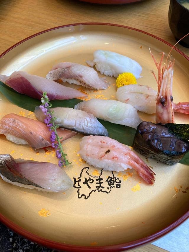 炙庵 とやま鮨 - サブ画像2