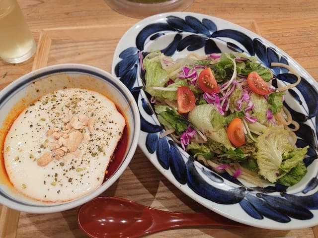 博多 担々麺 とり田 福岡PARCO店 - サブ画像2