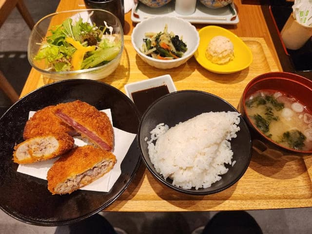 博多もつ鍋やまや 新宿マインズタワー店 - サブ画像2