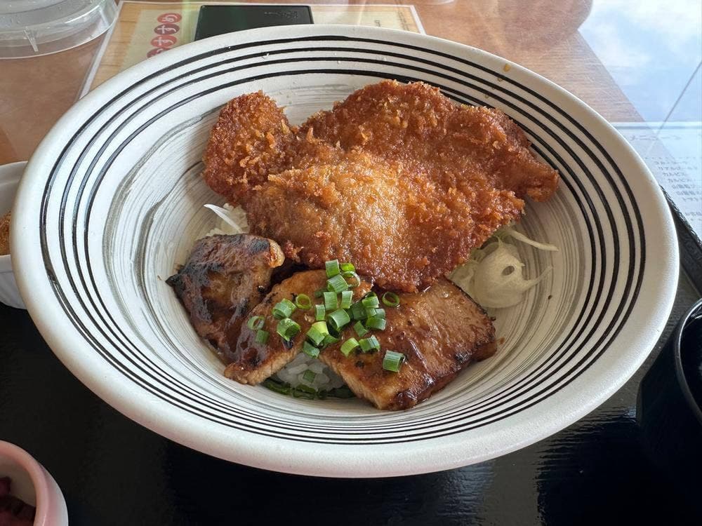 ミッションヒルズカントリークラブ レストラン