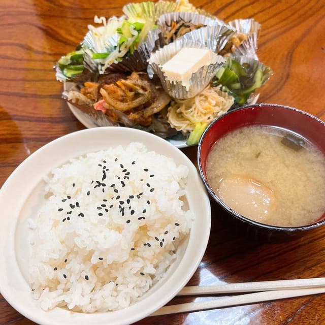 ありがた八食堂 - サブ画像1