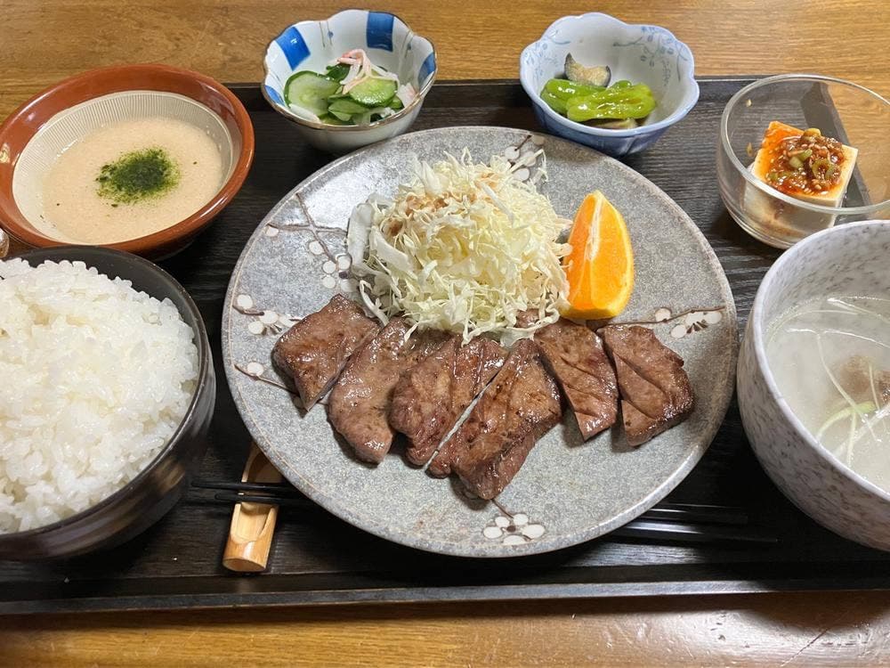 牛たん 市川 藏