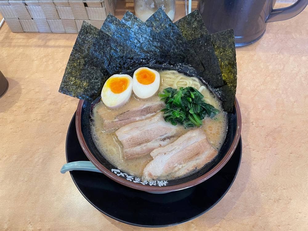 横浜家系ラーメン 丸岡商店 春日井駅前店