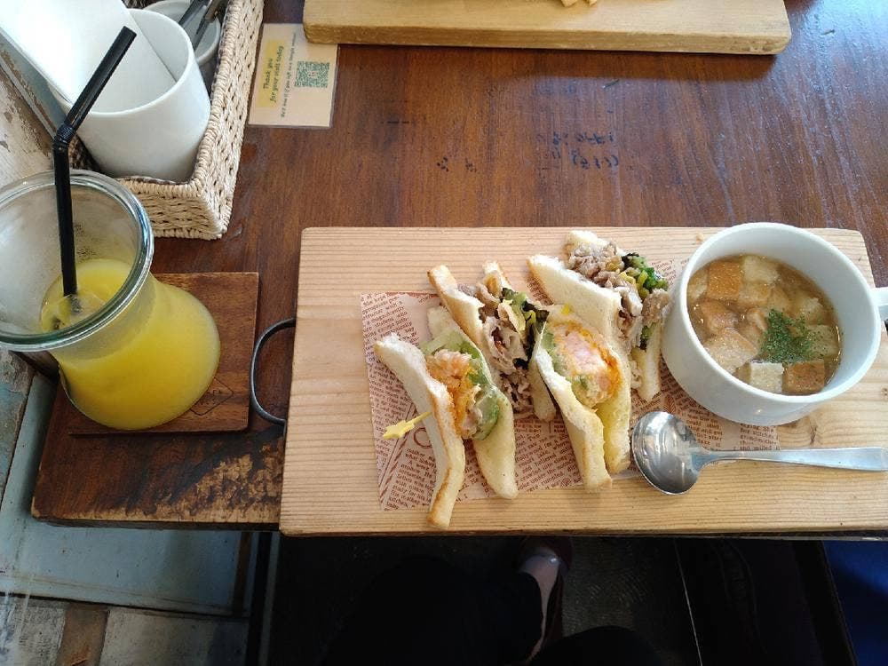 book&cafeマルベリーフィールド