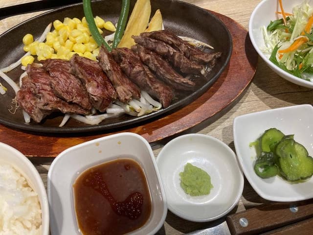 肉山食堂 - サブ画像2