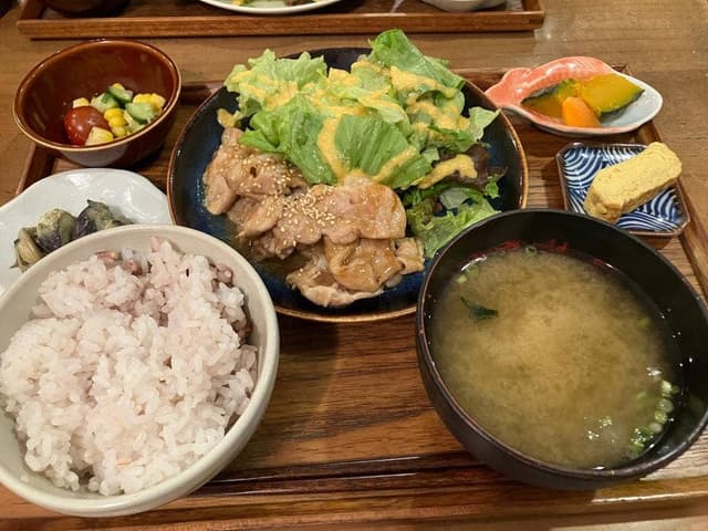 ニシクボ食堂 - サブ画像3