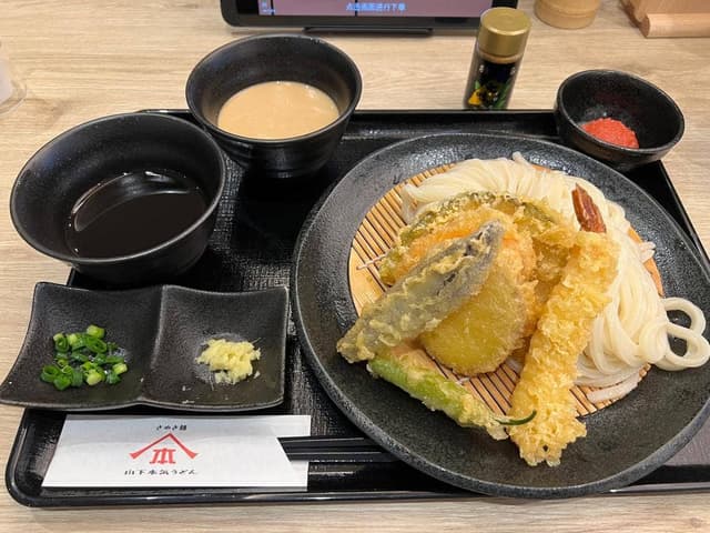 山下本気うどん 池袋北口店 - サブ画像3