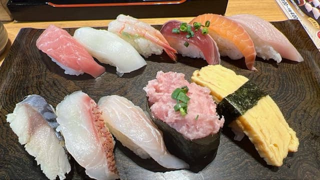 すし食いねぇ！ 高柳店 - サブ画像3