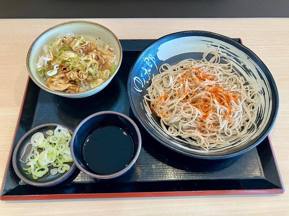 ゆで太郎 もつ次郎 愛西店