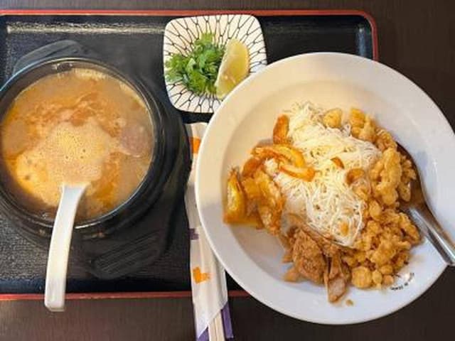 Zuu&Hein Myanamar Tea House - サブ画像1