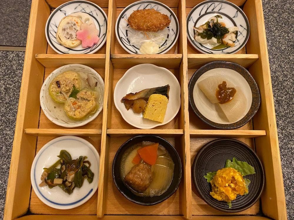 創作割烹 湖泉 別館