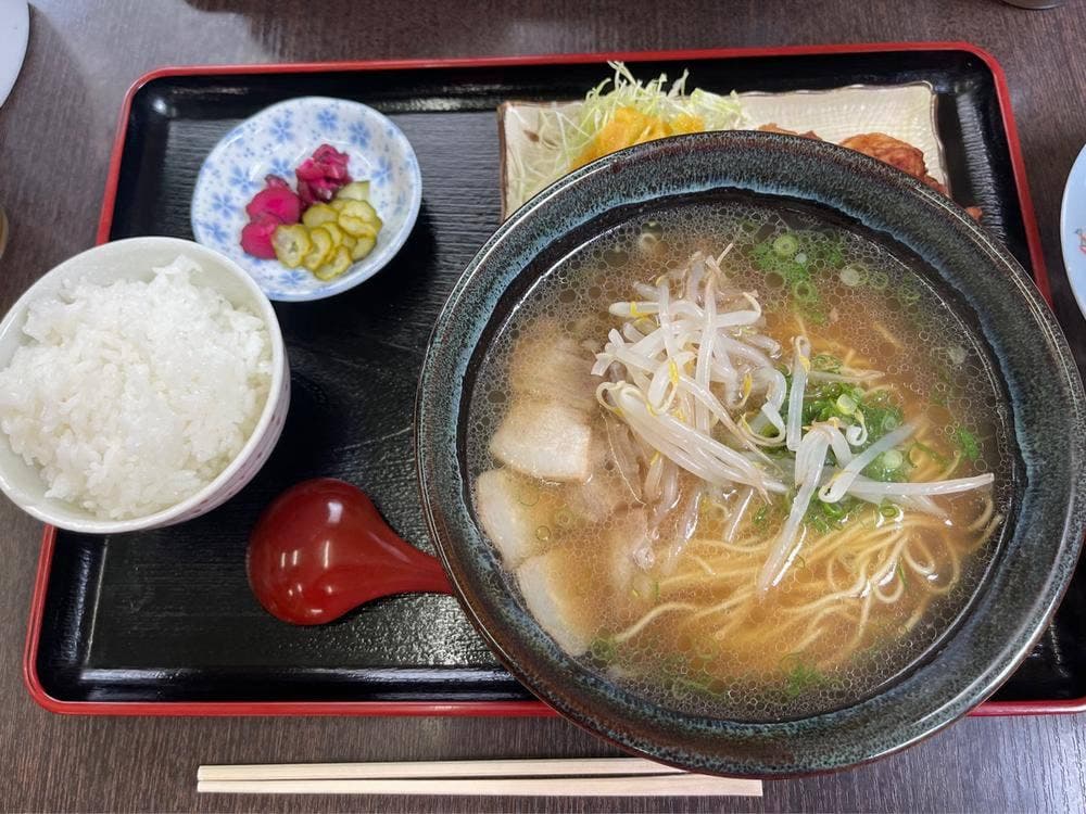 京風うどん はちや