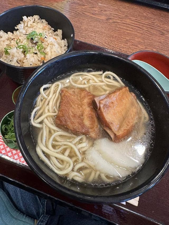 沖縄そば自慢 なんと屋 - サブ画像1