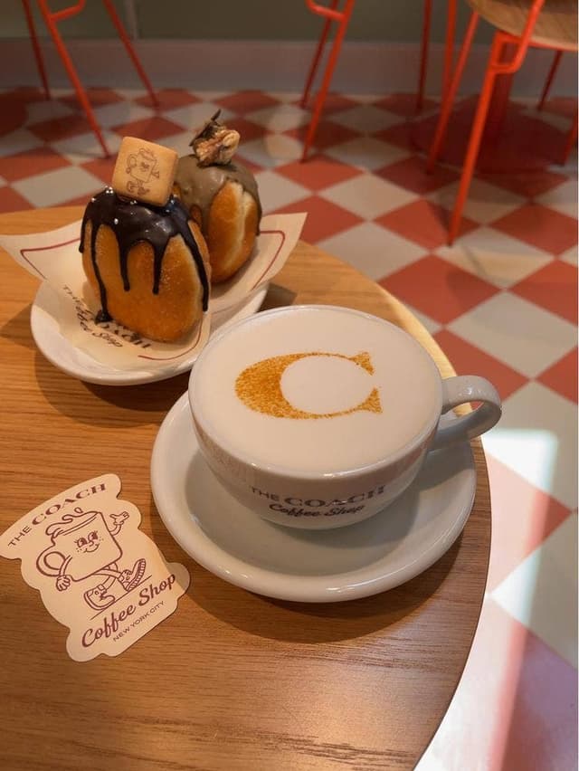 The Coach Coffee Shop - サブ画像2