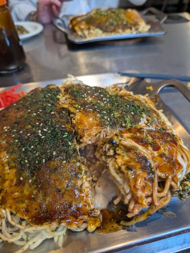 広島焼鉄板焼 いち香 - サブ画像1