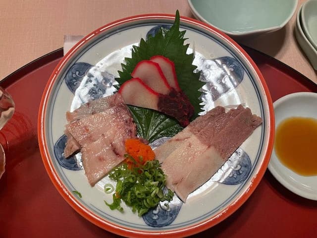 鯨料理とんぼ - サブ画像2