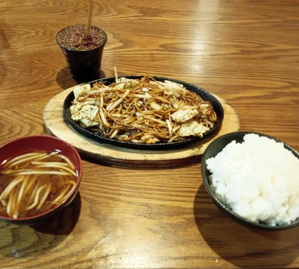 辛味噌鉄板 スタミナ亭 折尾店