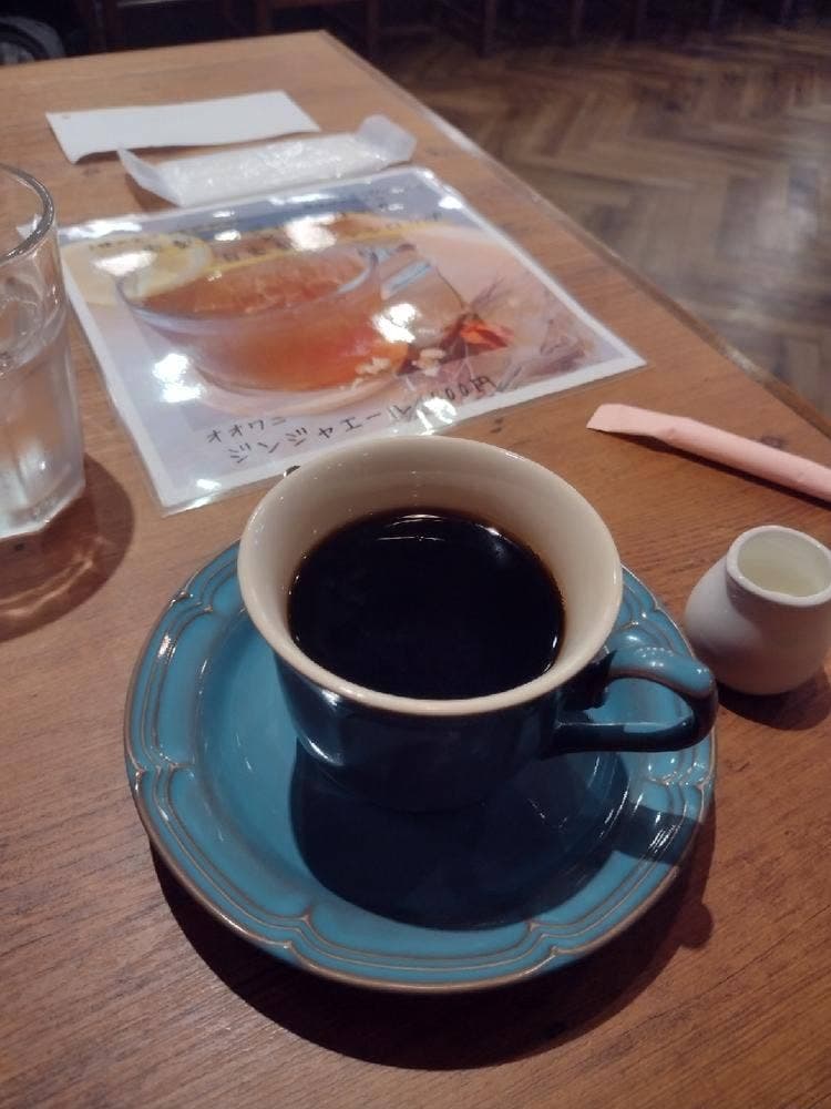 café オオワニ通リ