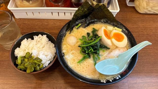 横浜家系ラーメン 極味家 高円寺店 - サブ画像2