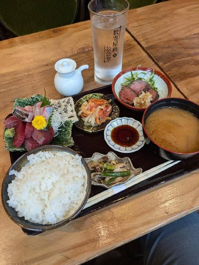 数寄屋橋公会堂 - サブ画像1