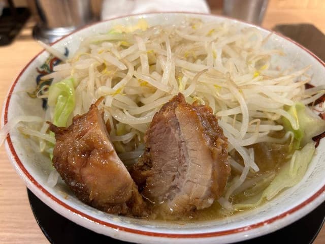 豚山 東京ラーメン横丁店 - サブ画像3
