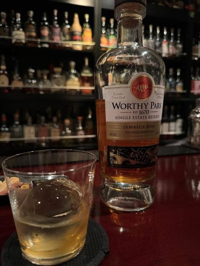 カクテル&ウイスキー REVOLBAR - サブ画像1