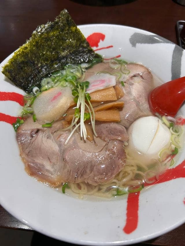 麺厨房 あじさい JR函館駅店 - サブ画像1