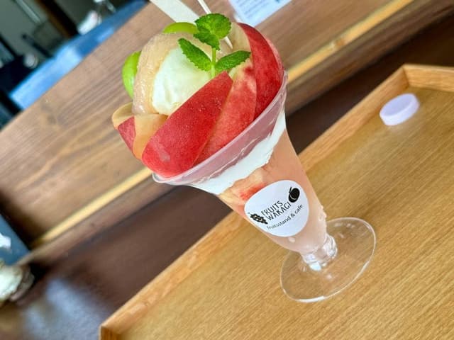 FRUITS WAKAGI fruitsstand＆cafe - サブ画像3