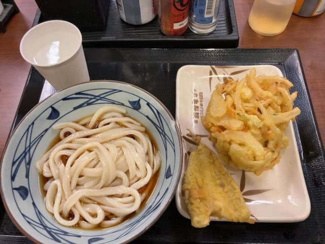 丸亀製麺 綾瀬駅東口店 - サブ画像2