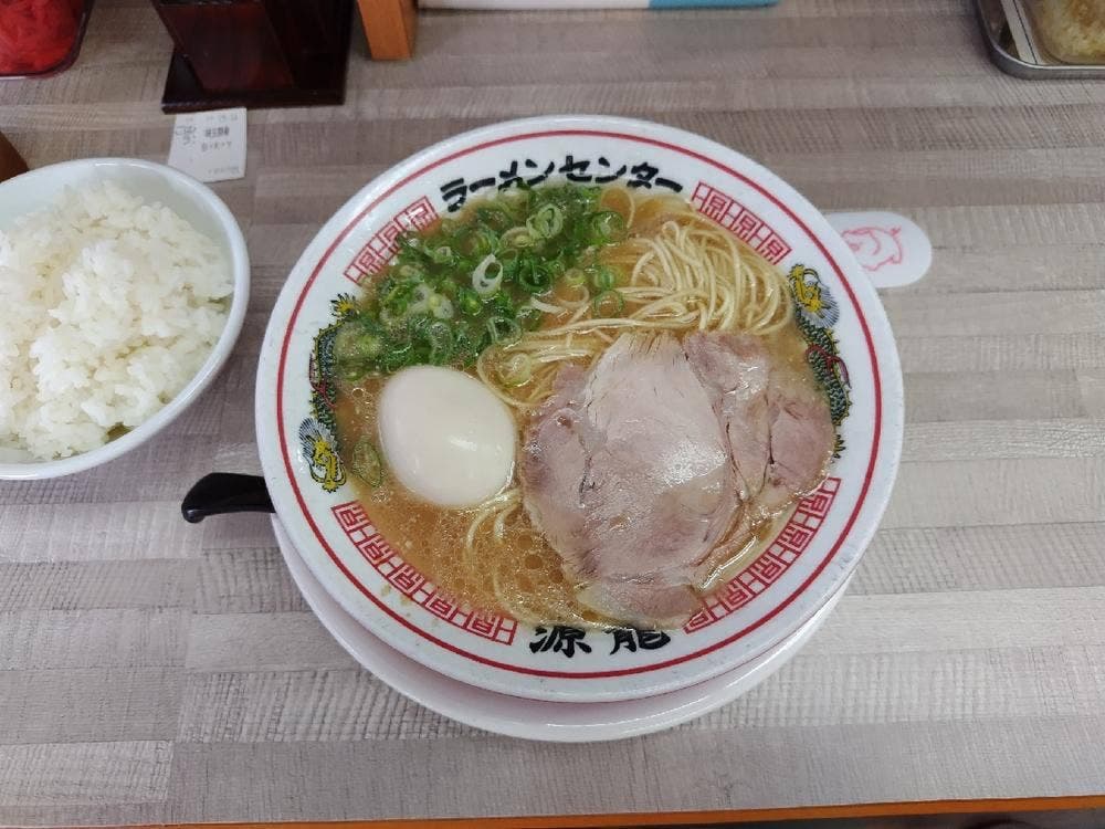源龍ラーメン 西中島南方店