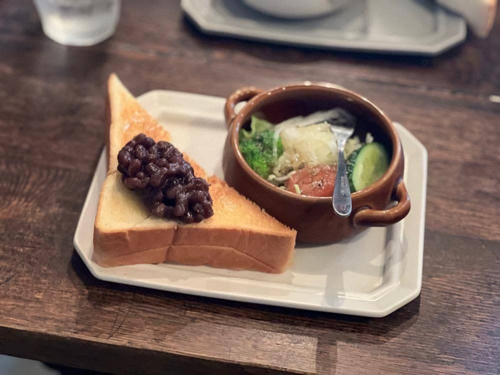 コーヒーと本とレコードの店リトルトリー