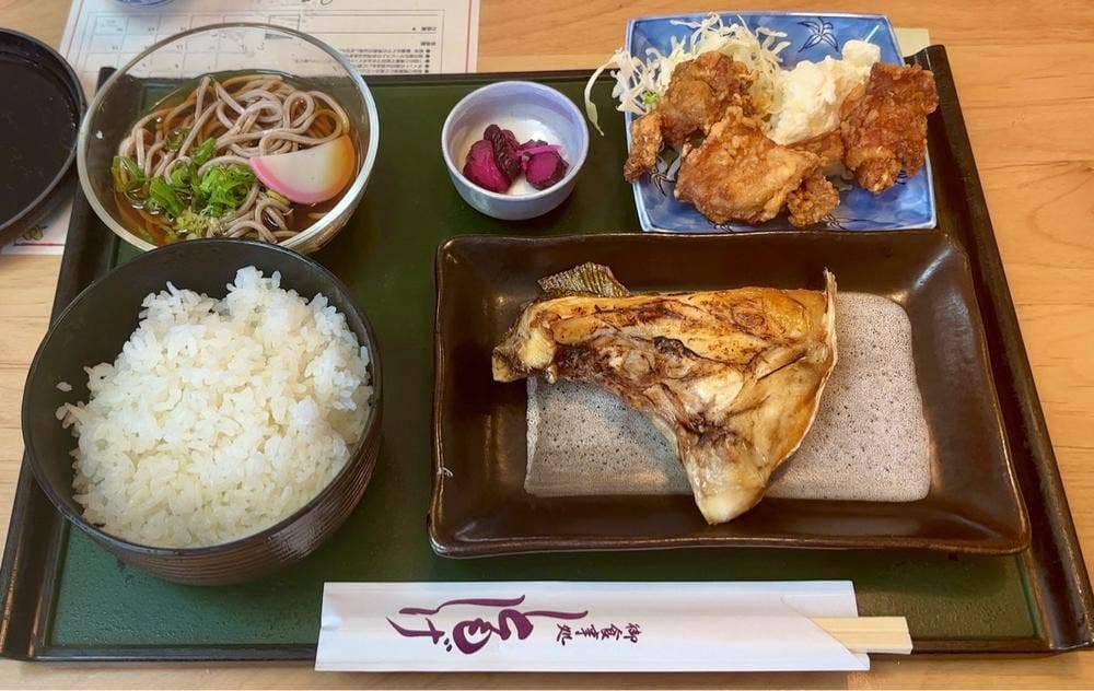 御食事処・仕出し ともしげ