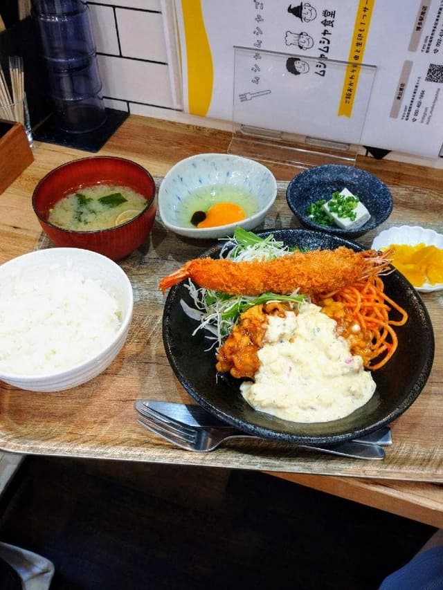 ムシャムシャ食堂 東比恵店 - サブ画像2