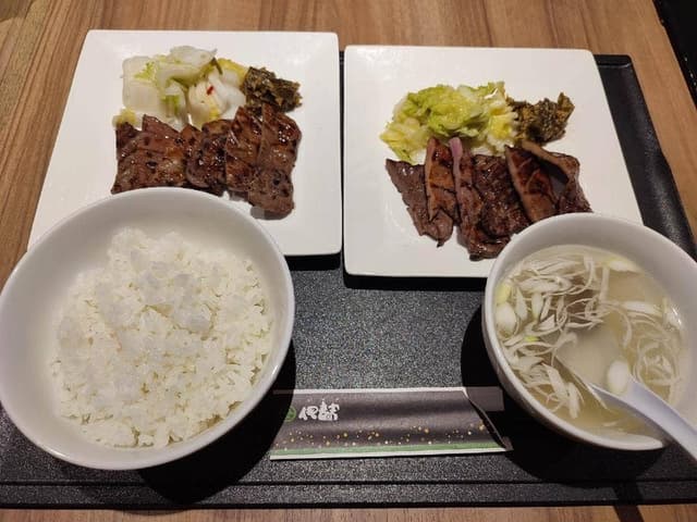 すてーきはうす 伊勢屋 牛たん通り店 - サブ画像2