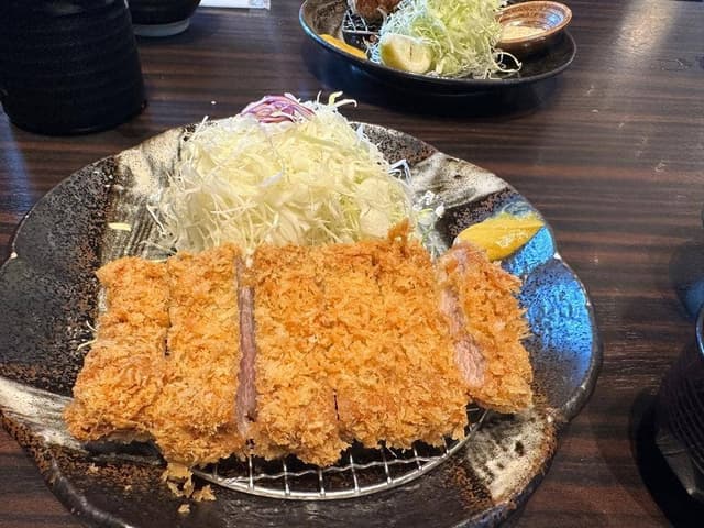 とんかつ勝烈亭 東バイパス保田窪店 - サブ画像1