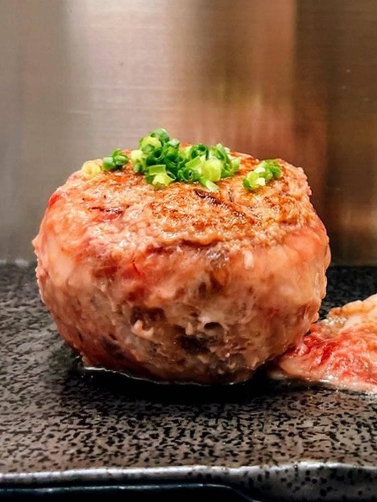 花より、ハンバーグ。ザ・ヨコハマフロントタワー店