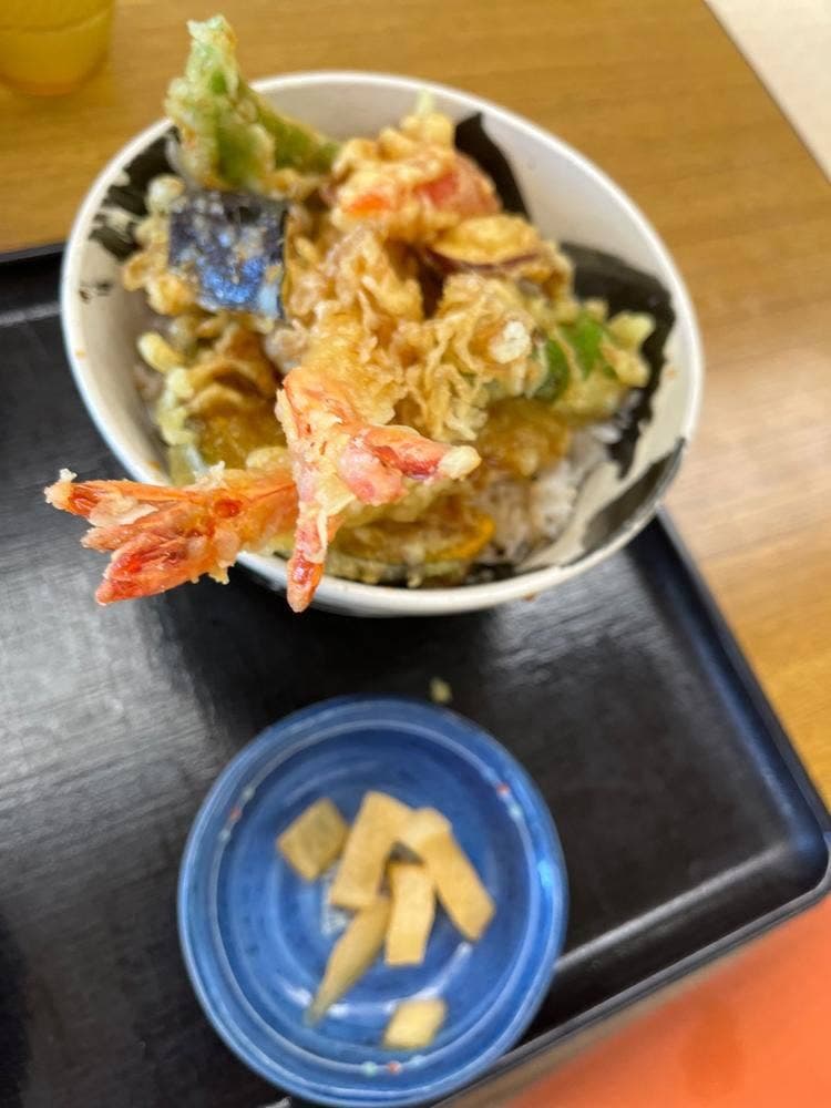 湯楽里館物産センター
