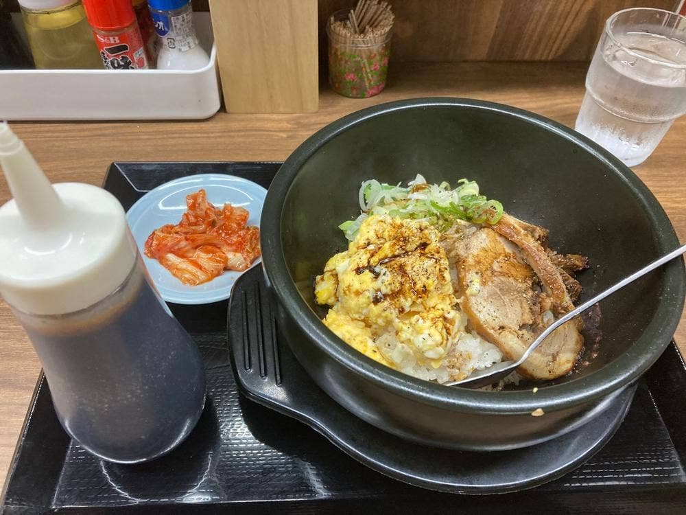 ラーメンカフェ なないろ