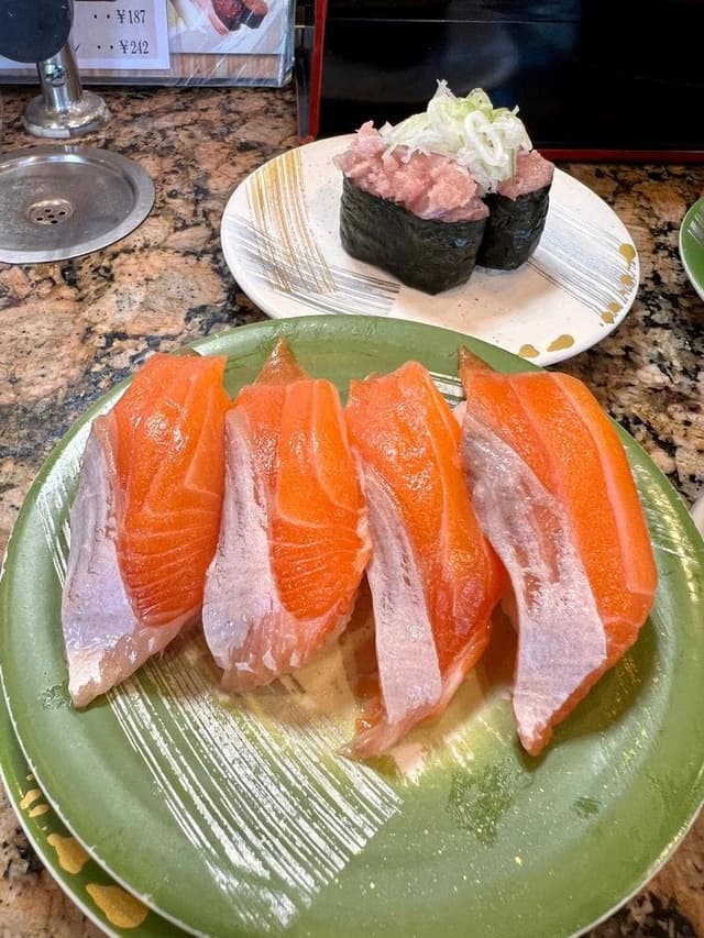 回転寿司ビッグサン 潮見店 - サブ画像1