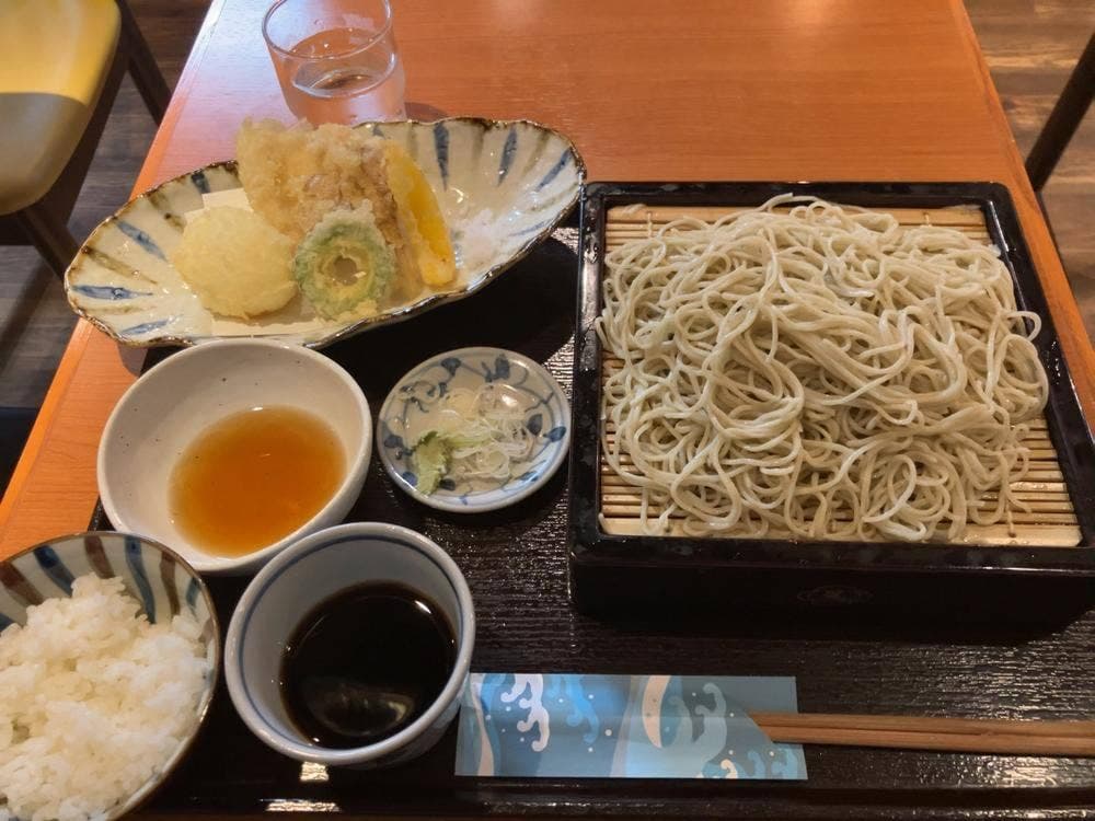 神田尾張屋 信濃町店