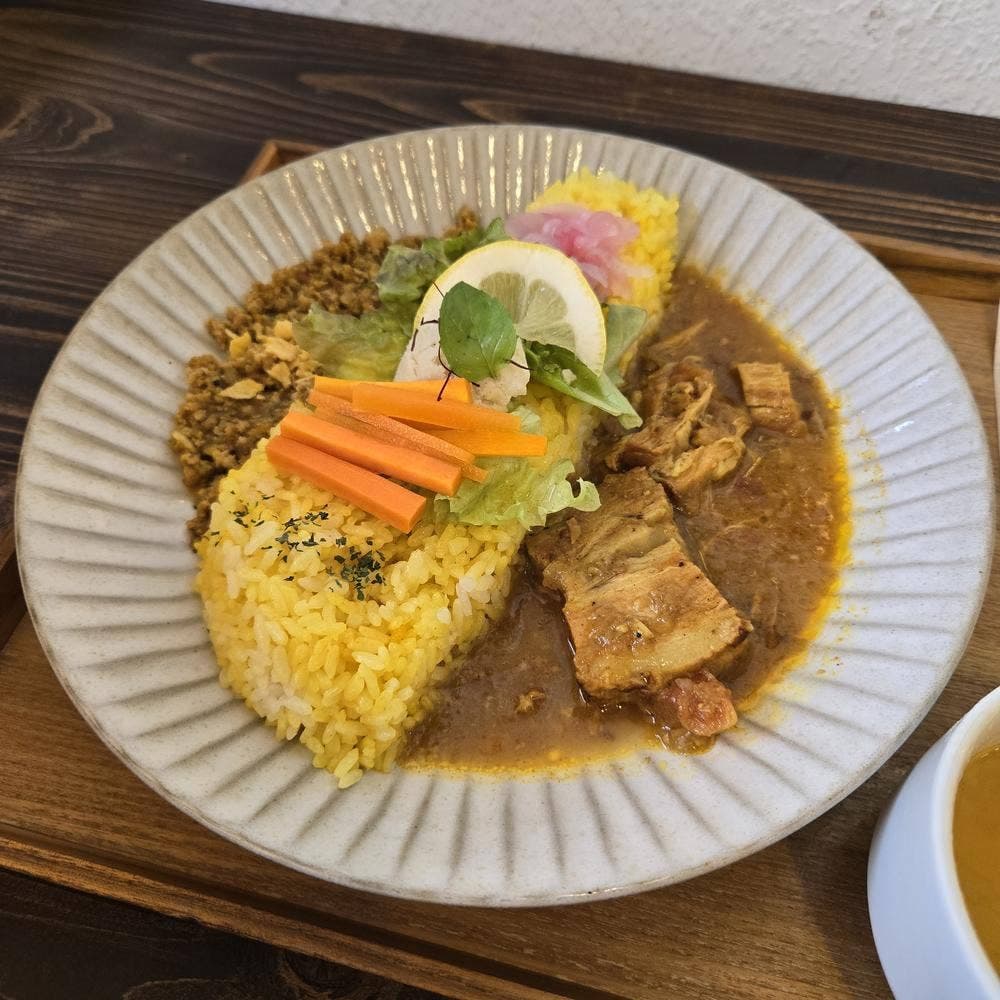 カレーの店 URA ぼなっ