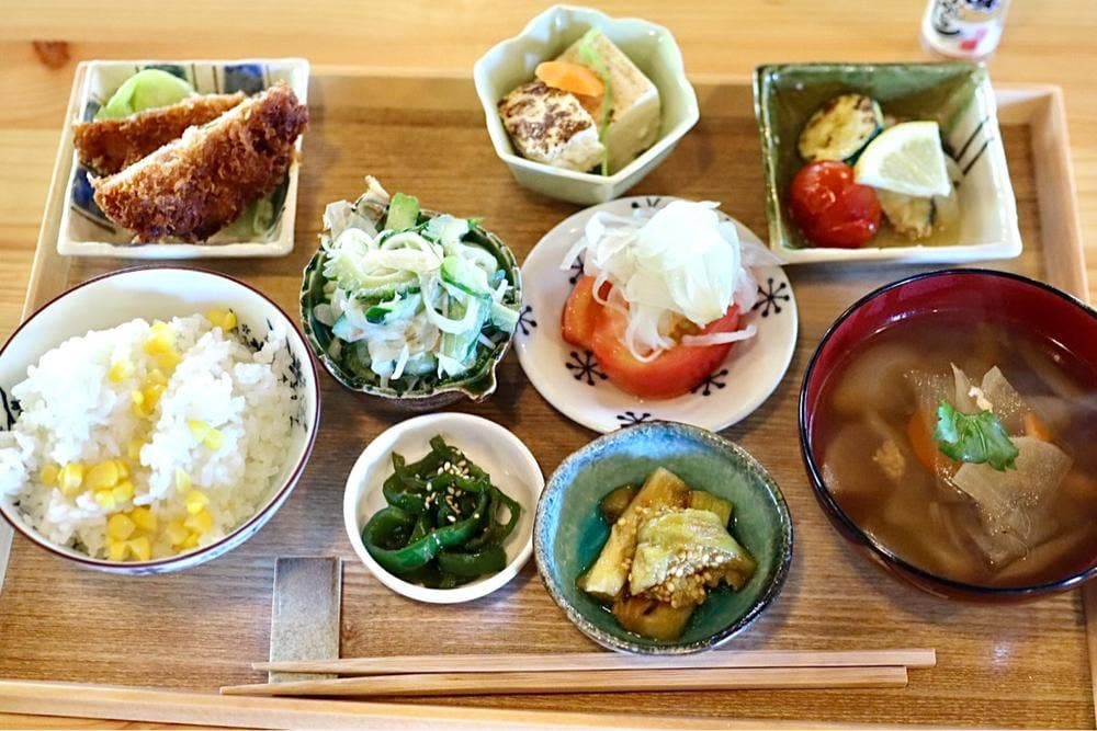 とまり來