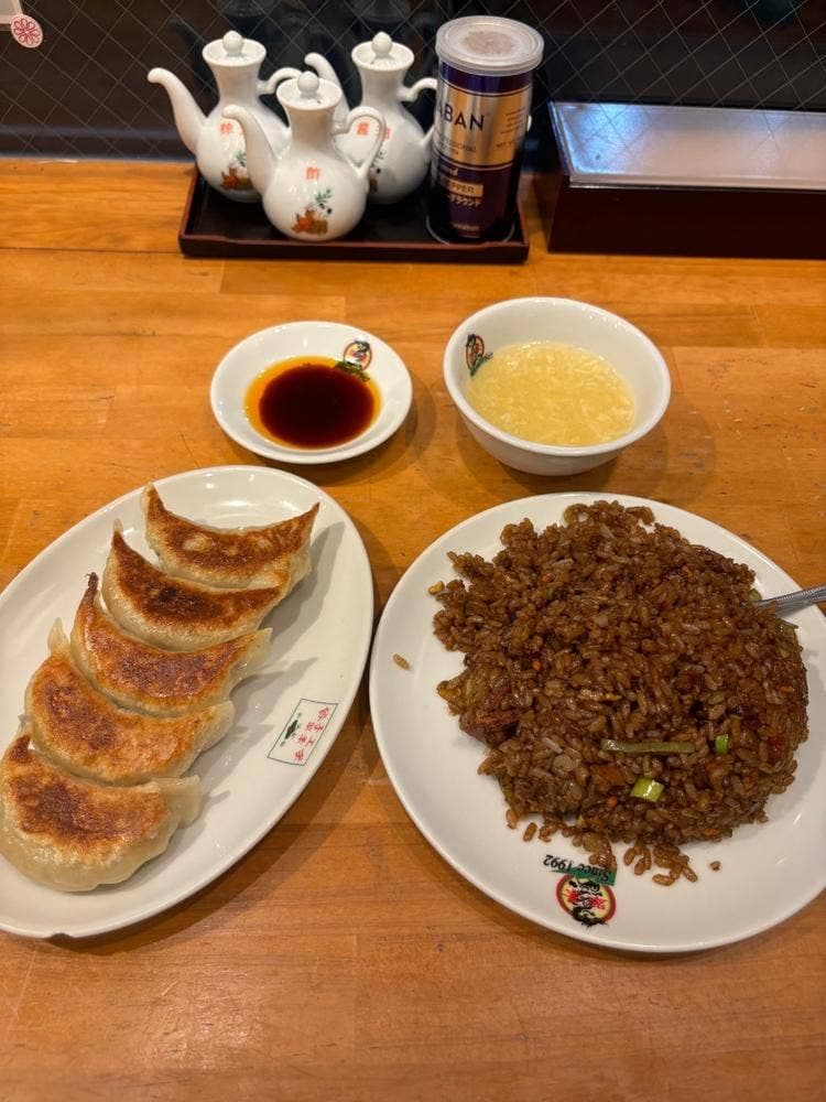 餃子の翠葉 本店
