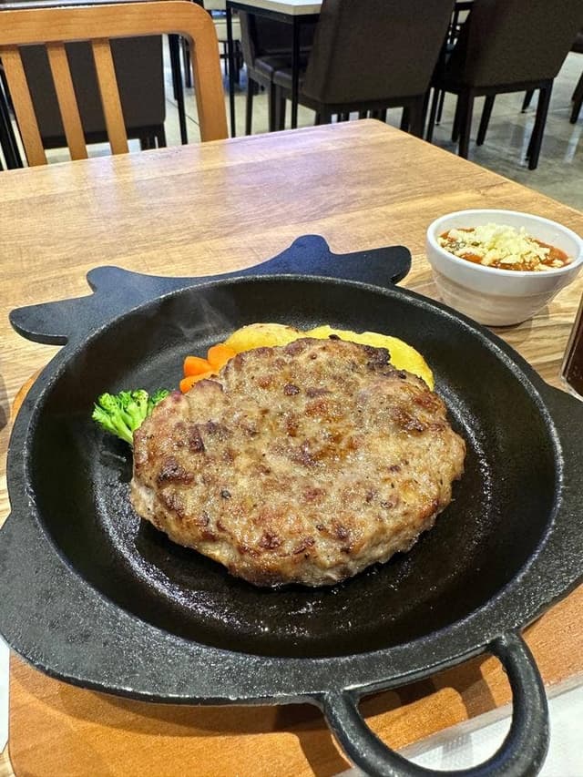 粗挽き ぎゅうばーぐ 大和亭 イオンモール幕張新都心店 - サブ画像2