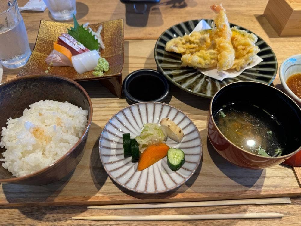 島のごちそうカフェ ゆゑゆゑ