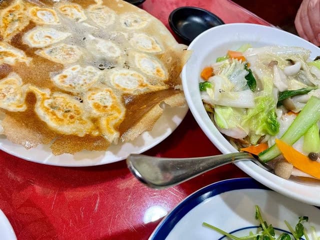家味道 餃子居酒屋 - サブ画像3